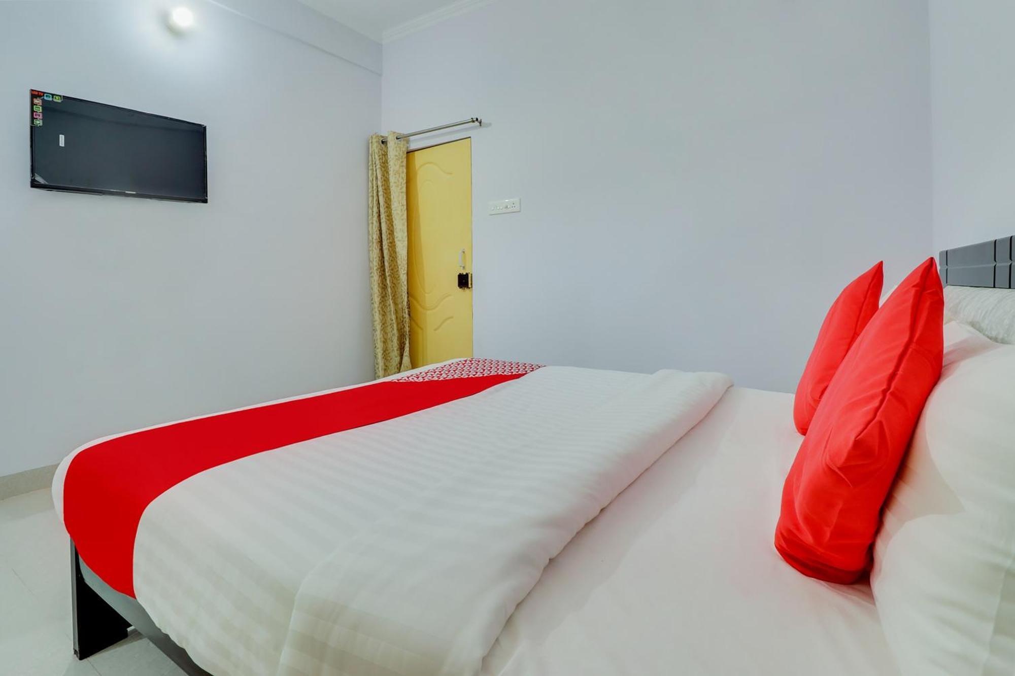 Hotel O Vgs Chinhat Luaran gambar