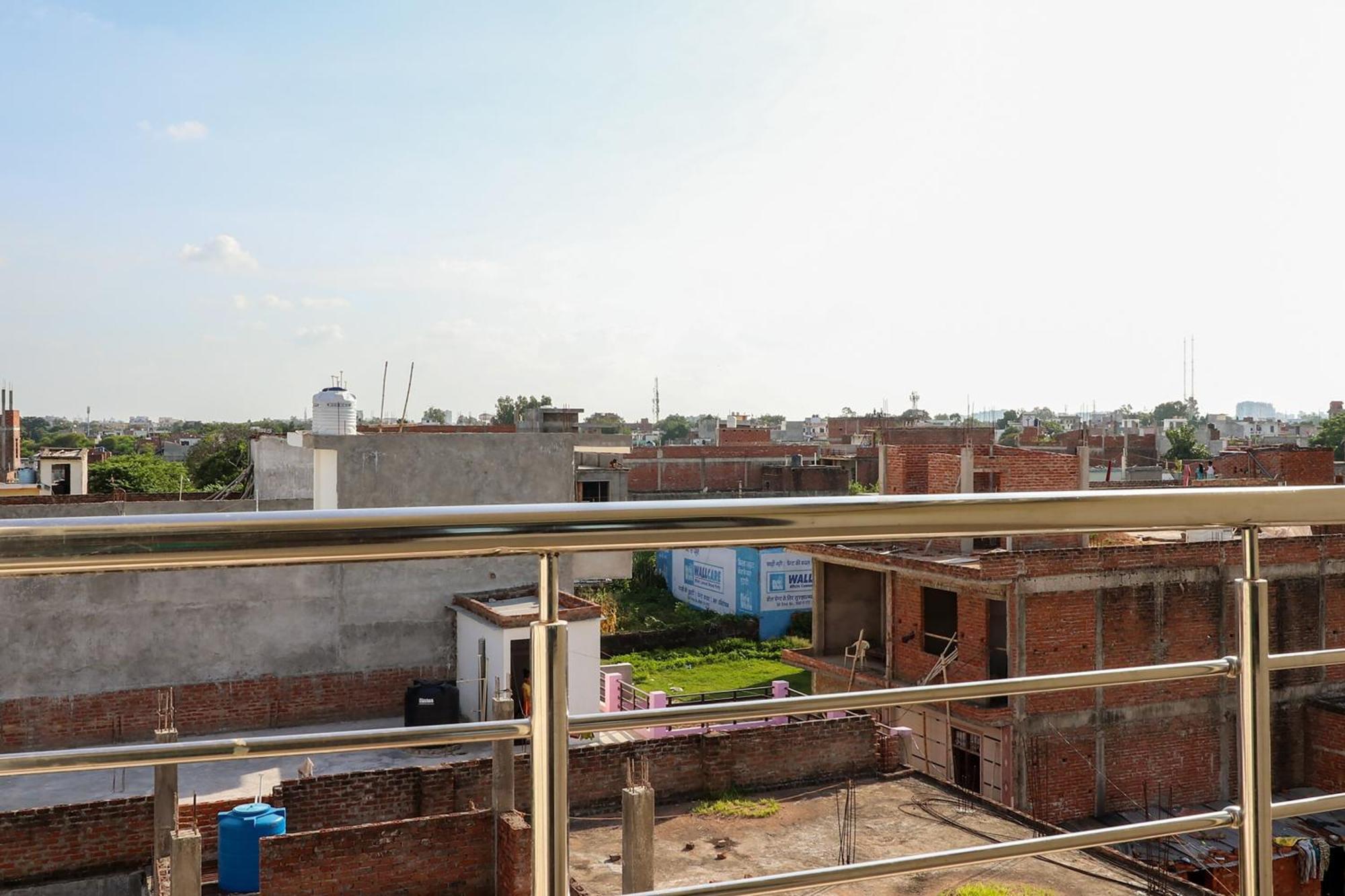 Hotel O Vgs Chinhat Luaran gambar