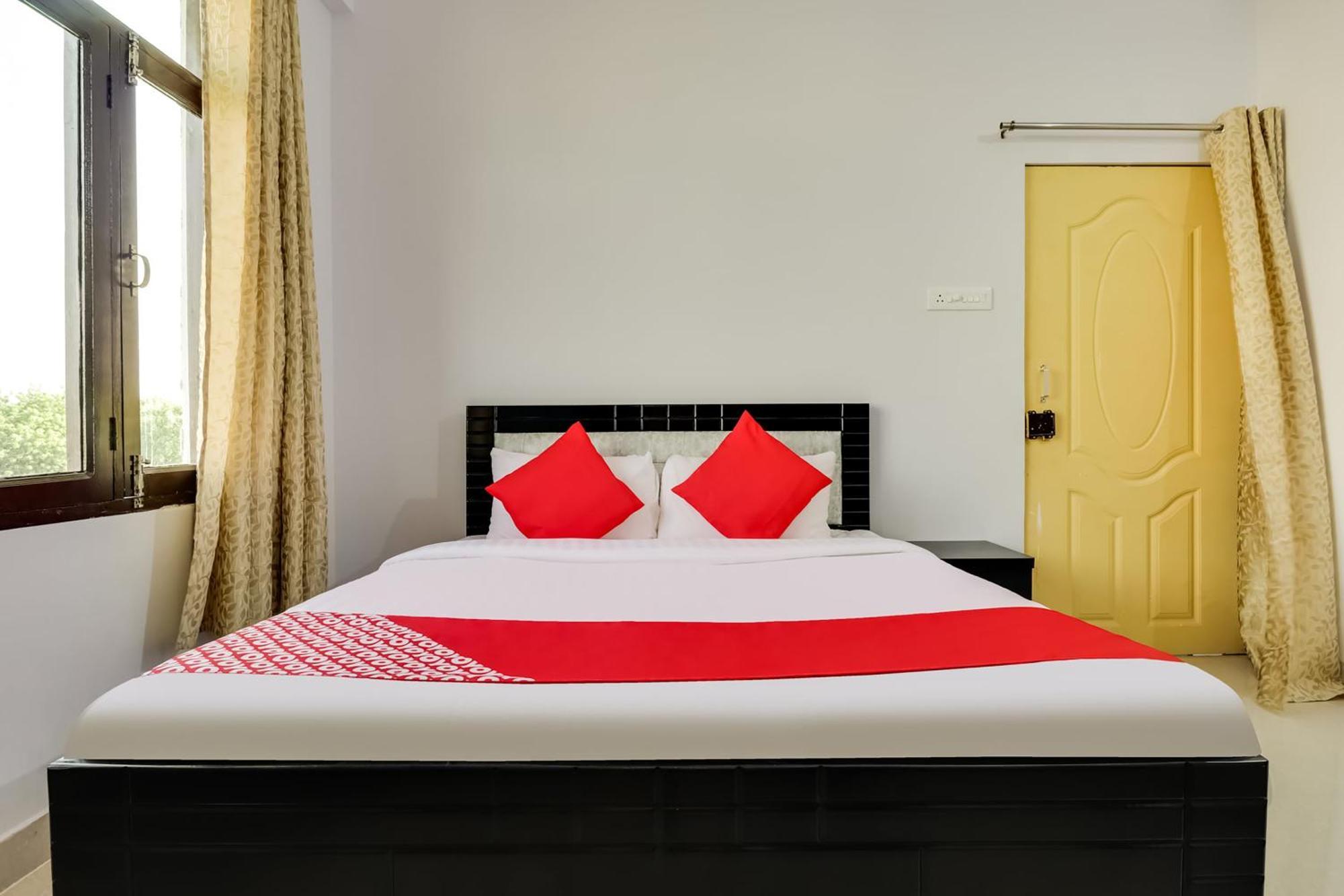 Hotel O Vgs Chinhat Luaran gambar